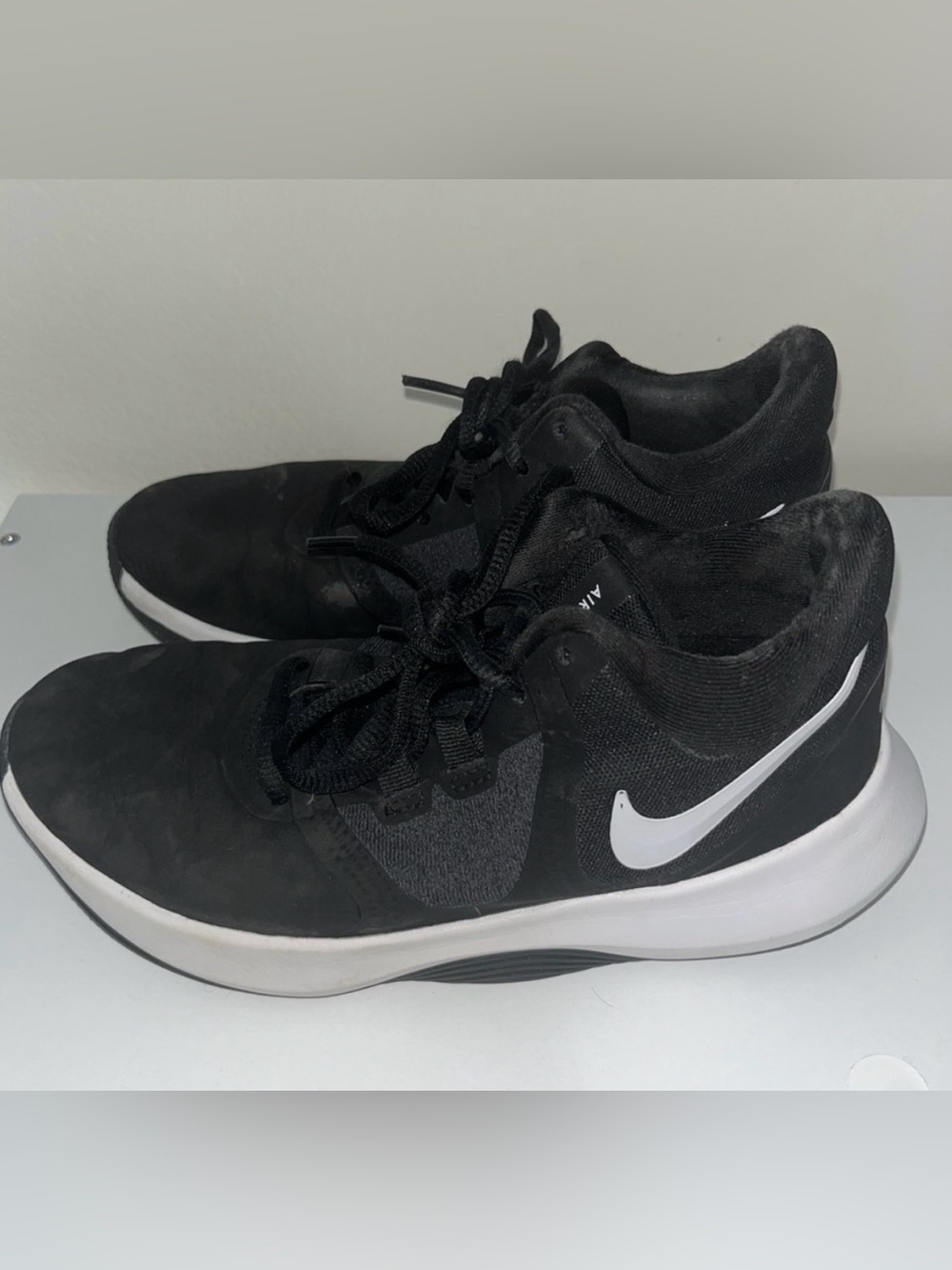 Nike Black and White Lightweight Running Shoes